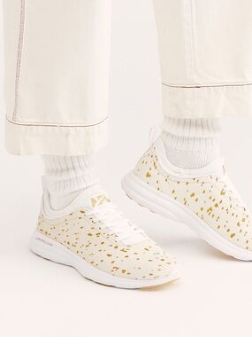 APL Techloom Phantom Pony Sneakers, white with gold, dyed calf hair, size 8